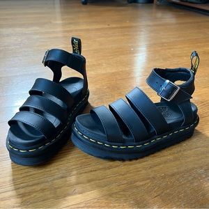 -WORN TWICE- Doc Martens Blaire Hydro Leather Strap Sandals Size 5 W